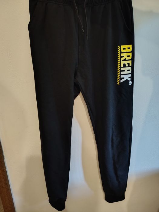 Спортивний костюм