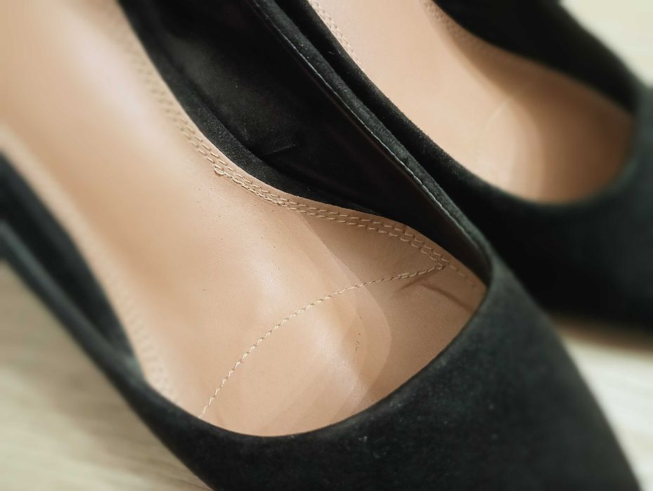 Damskie, czarne, eleganckie buty na obcasach