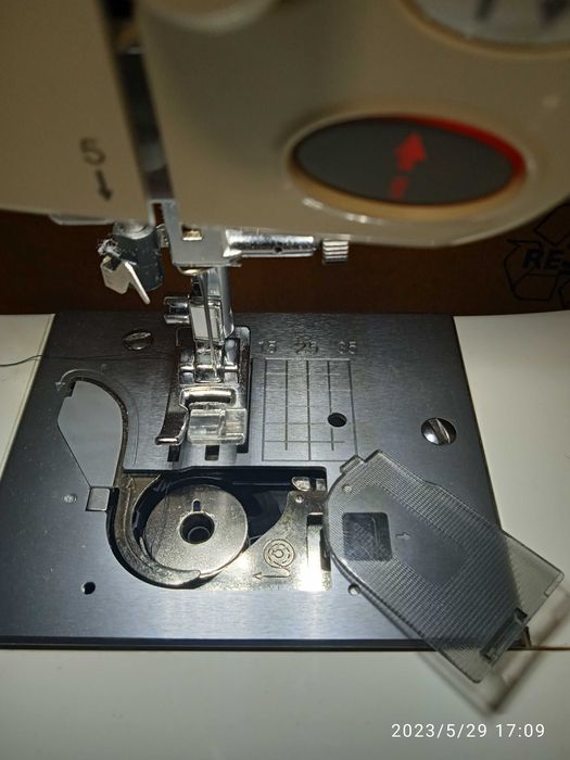 Швейная машина Brother M 955 ACE II