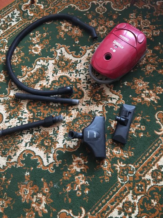 Пилосос.     .    .