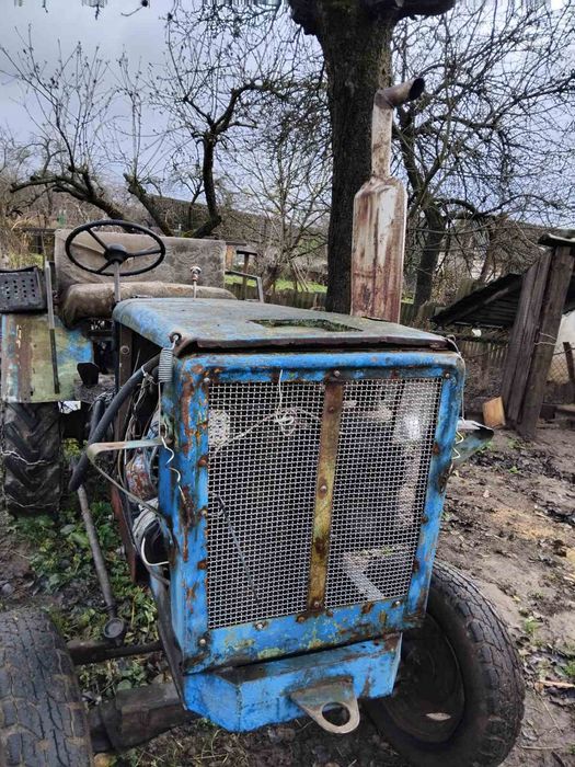 Саморобний Трактор ( Т-40 ) .