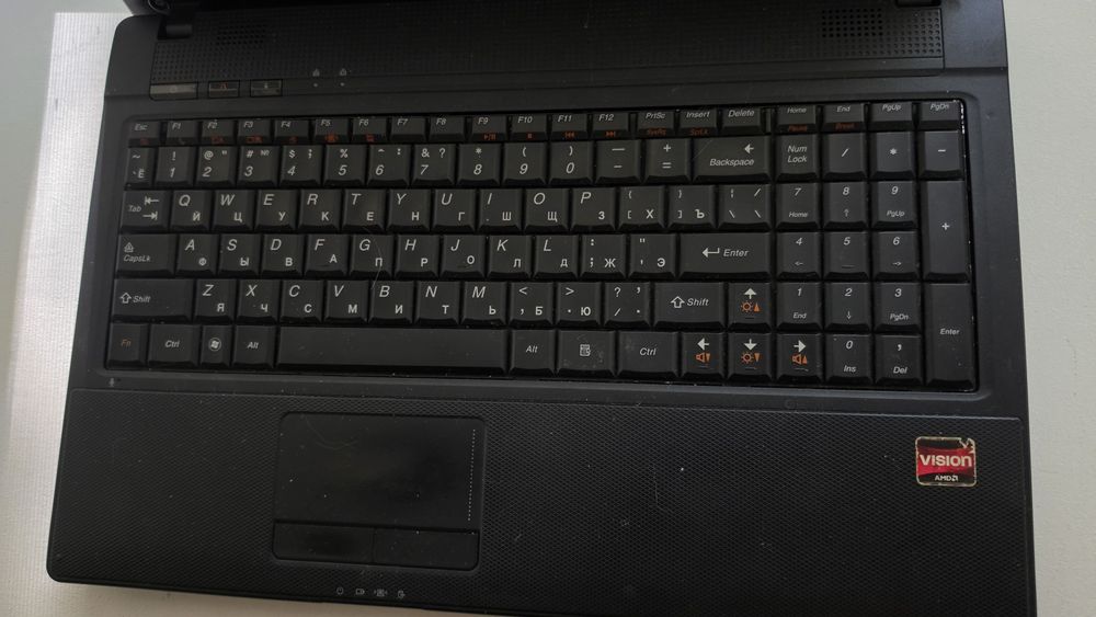 Продам ноутбук Lenovo g565