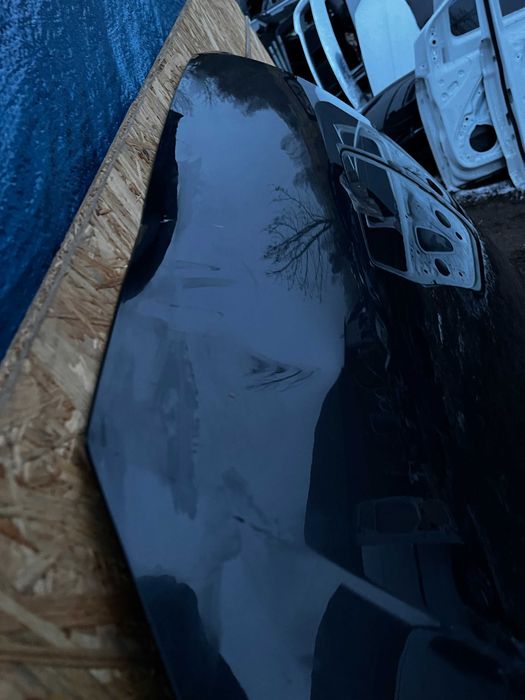 Maska Audi A4 B9 8W0