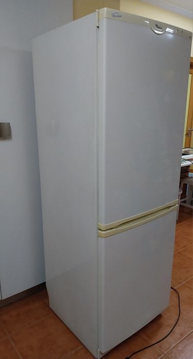 Frigorífico Combinado Whirlpool - Bom Estado
