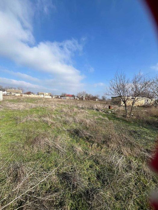 Продам дом с земельным участком 15 соток в  предместье города