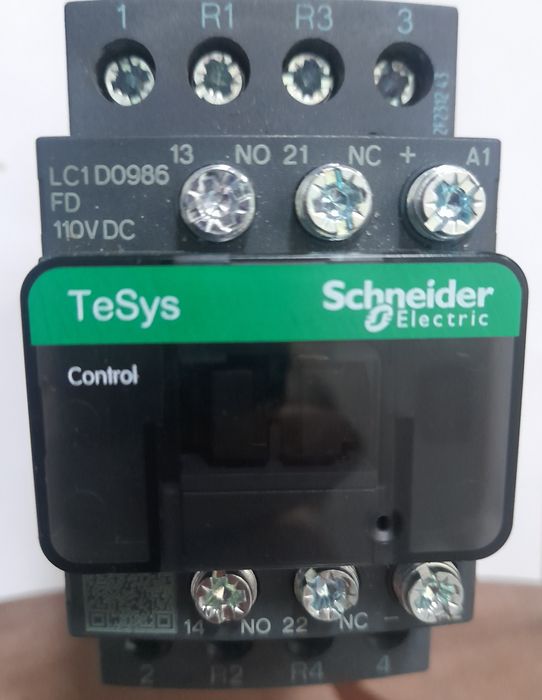 Stycznik mocy Shneider LC1D0986