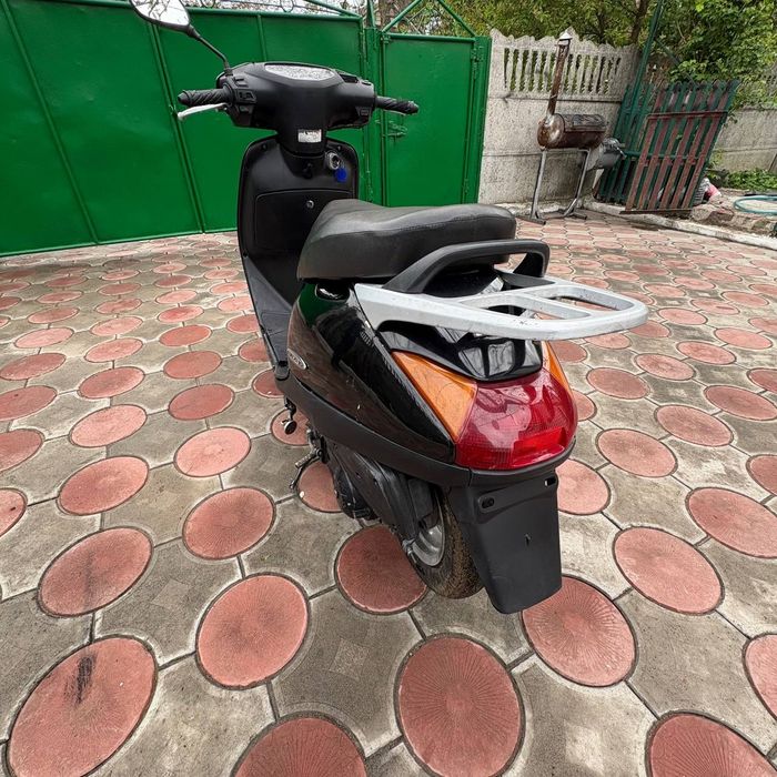 Срочно продам Honda Lead AF-48