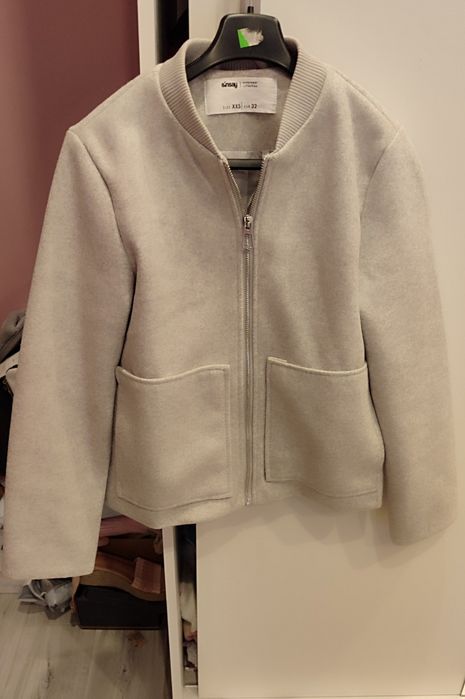 Jasna szara kurtka bomberka nowa