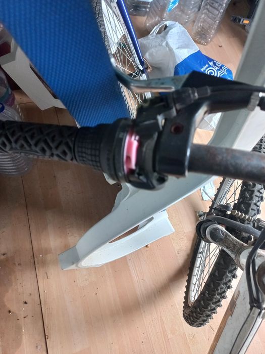 Bicicleta (shimano, revoshift)