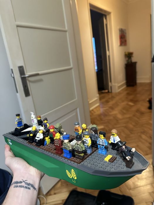 Lego barco farm line