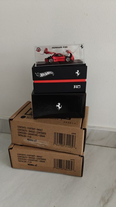 Hot Wheels Ferrari F40 RLC