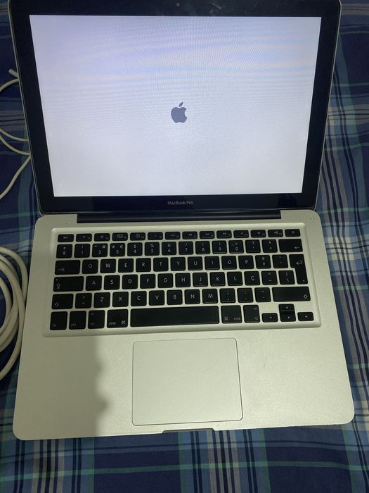 Macbook 2009 Para peças422668004681338883