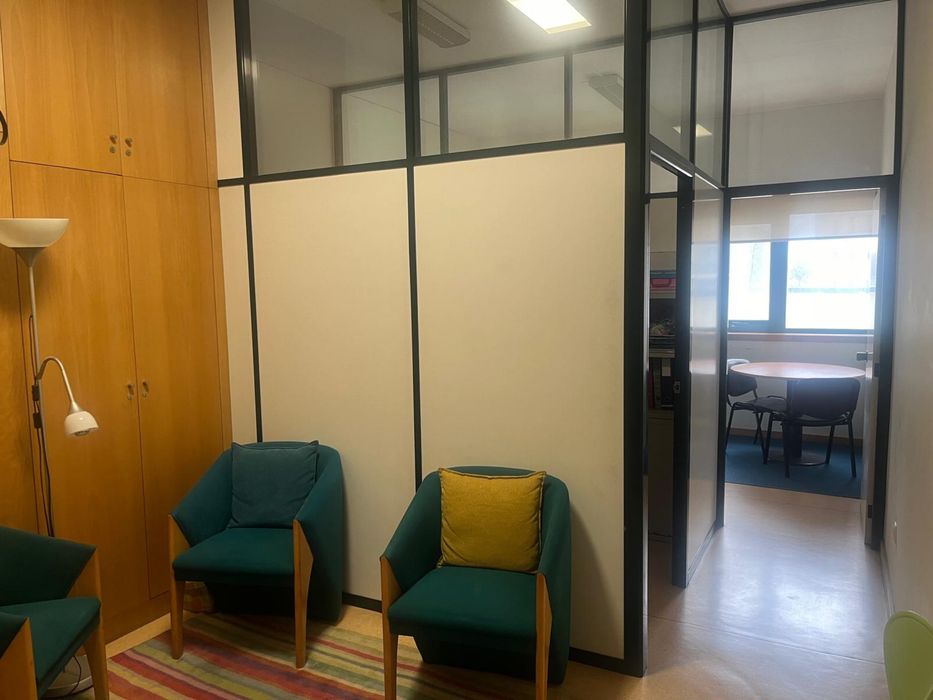 Arrenda-se Escritorios centro da Maia