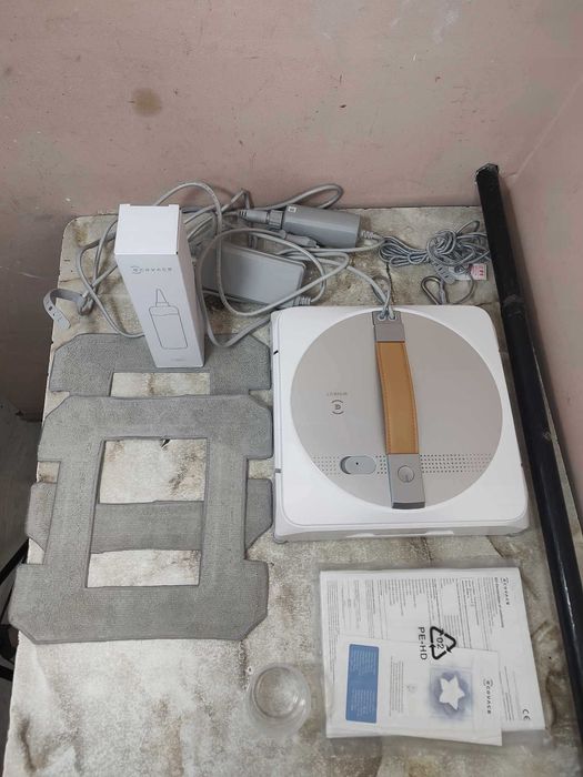 Robot do mycia okien ECOVACS Winbot W1 Pro