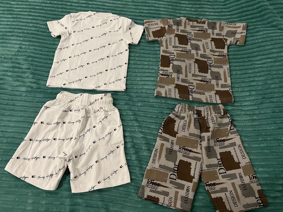 Продам  детские костюмы