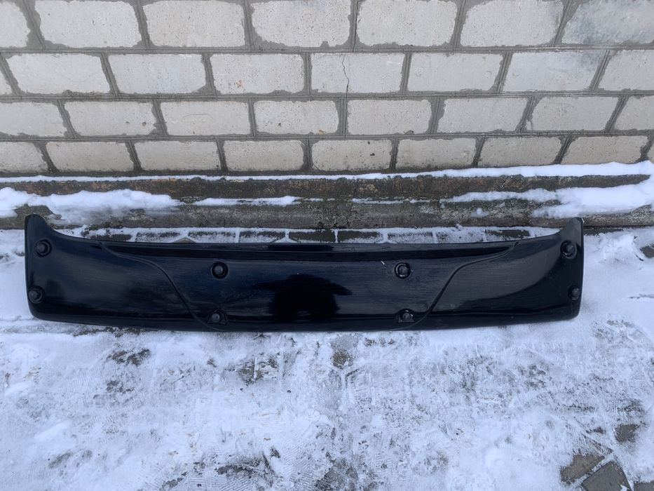 Козирок дефлектор передній Рено Трафік