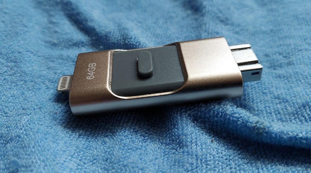 Флешка для iPhone 3 в 1 Lightning Flash Drive USB-3.0 64 GB