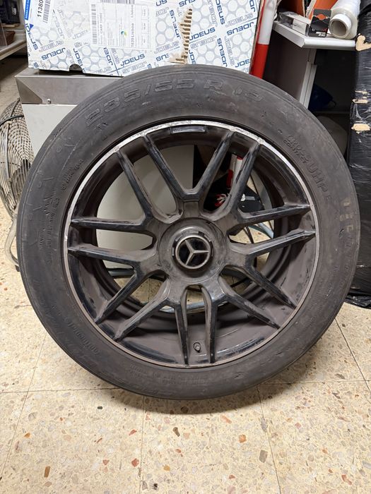 Jantes Mercedes-Benz AMG 19" + Pneus Continental / Bridgestone