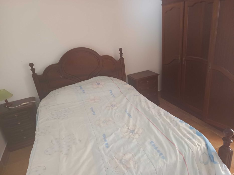 Arrenda se T1 nas Gaeiras