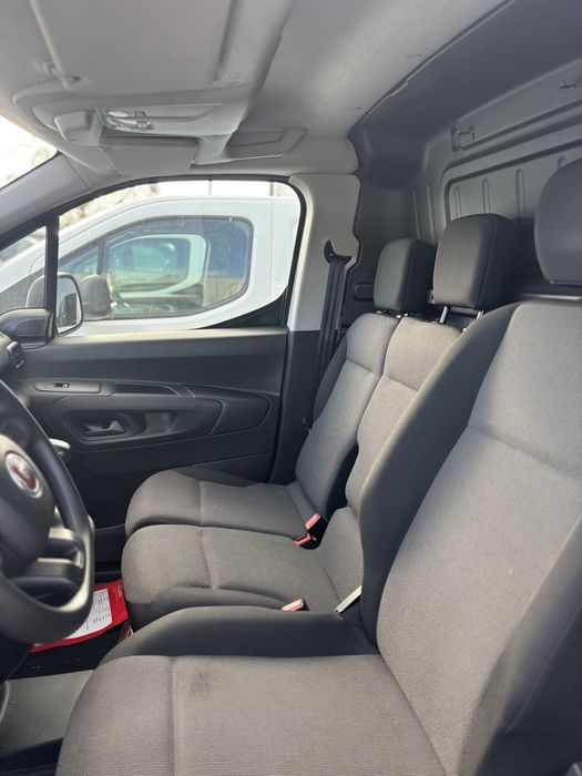 Fiat Doblo 2023 - Caixa de Frio com sistema a funcionar!