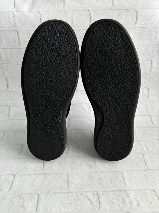 Чорні Чоловічі Замшеві Мокасини Clarks Court Lite Wally Black Size 44 Розмір Туфлі Топсайдери Мешти Класичний Дизайн Із Комфортом Кросівок Оригінал