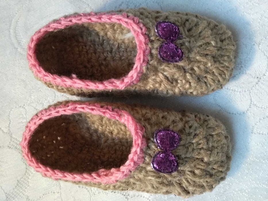 Конопляные тапочки для дома.