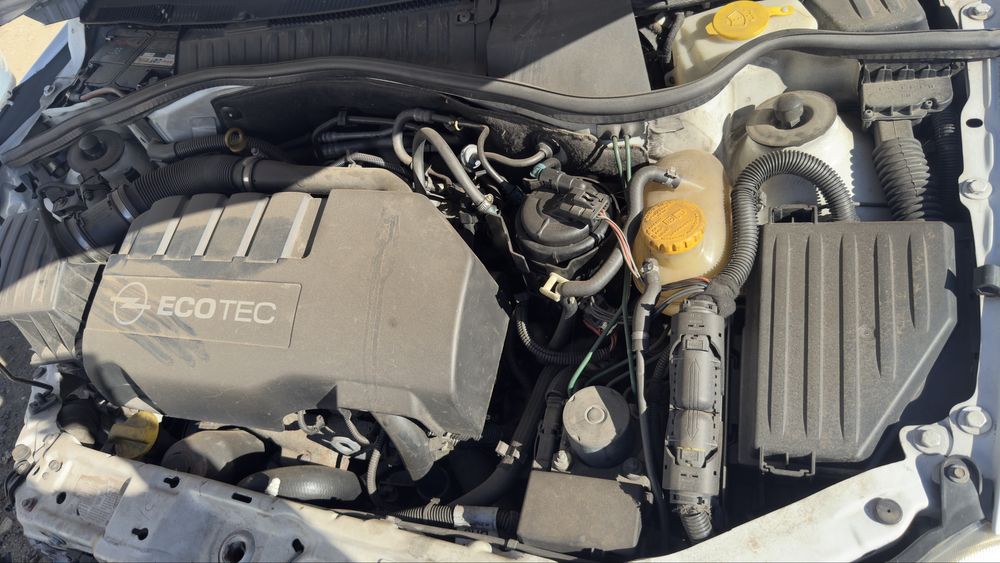 Motor Opel corsa  /Astra 1.3 Cdti Ano  2005