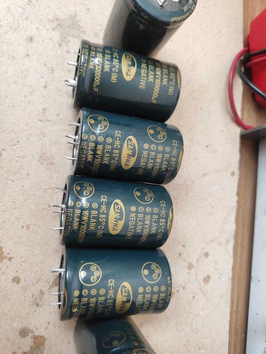 Конденсатор 100000uF 16V   Samwha