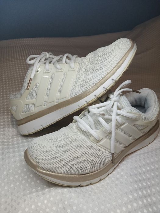 Легкі жіночі кросівки Adidas