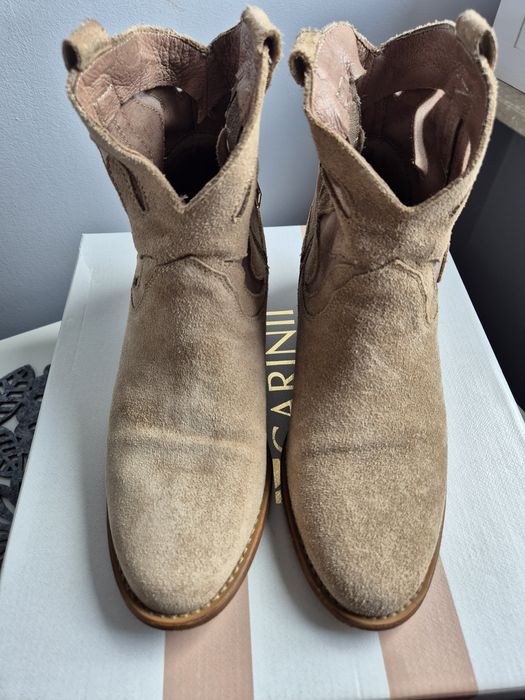 Botki carinii 37 beżowe