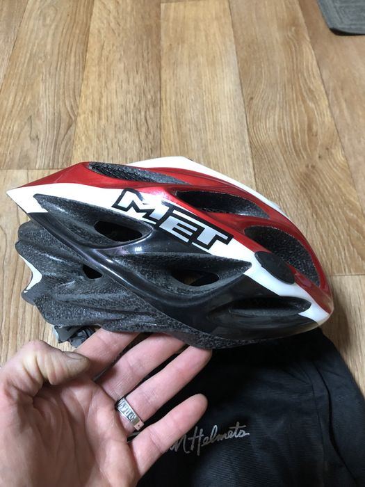 Продам велошлемы