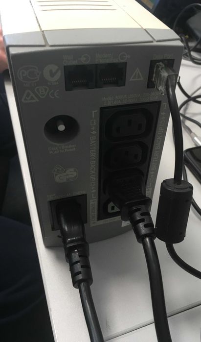 Zasilacz UPS APC BACK-UPS 500  zimny start