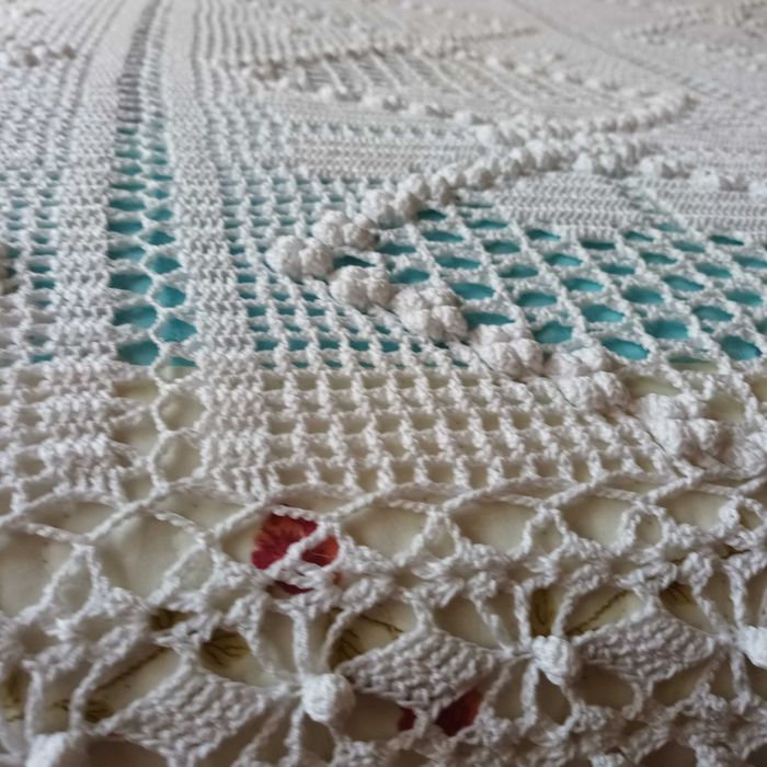 Colcha de renda para cama de casal