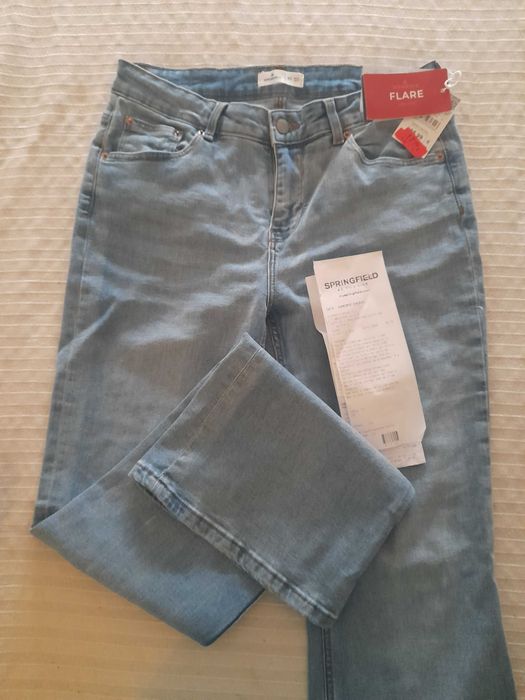 15 € a quem vier buscar. Calças de ganga Springfield.