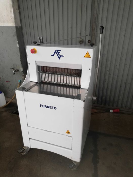 Fatiadora de pão ferneto