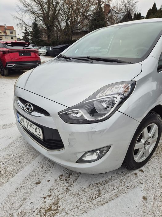 Hyundai ix20 po drobnej szkodzie parkingowej