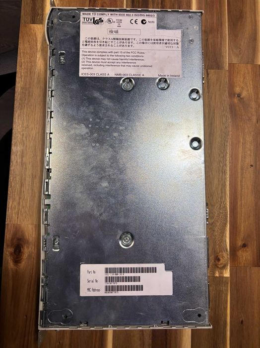 SuperStack® II Dual Speed Hub 500 24-Port TP (3C16611)