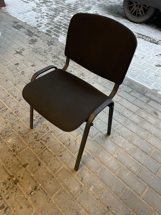 Solidne krzeslo niebieskie czarne