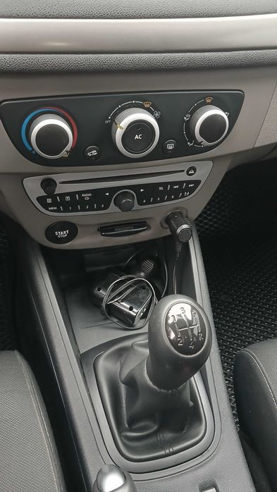 Renault MEGANE 3, хороший стан не ушатаний корч.