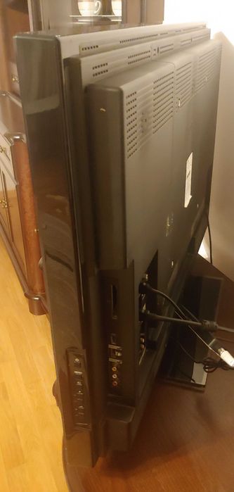 SHARP 40 Cali Full HD LCD Colouer model LC-40LU700E