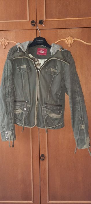 Куртка  чудова якість