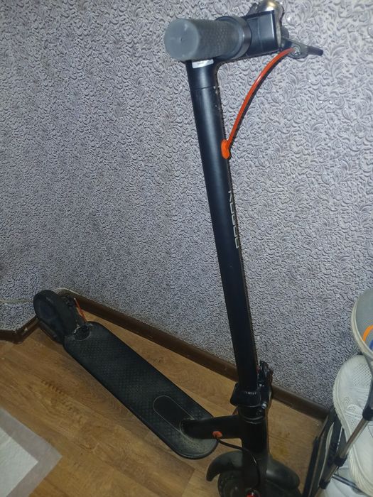 Продам електросамокат