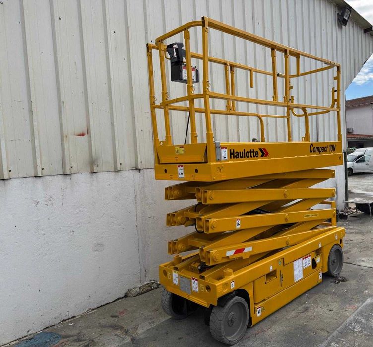 Plataforma Elevatoria Tesoura Elétrica Haulotte Compact 10N 10 Metros