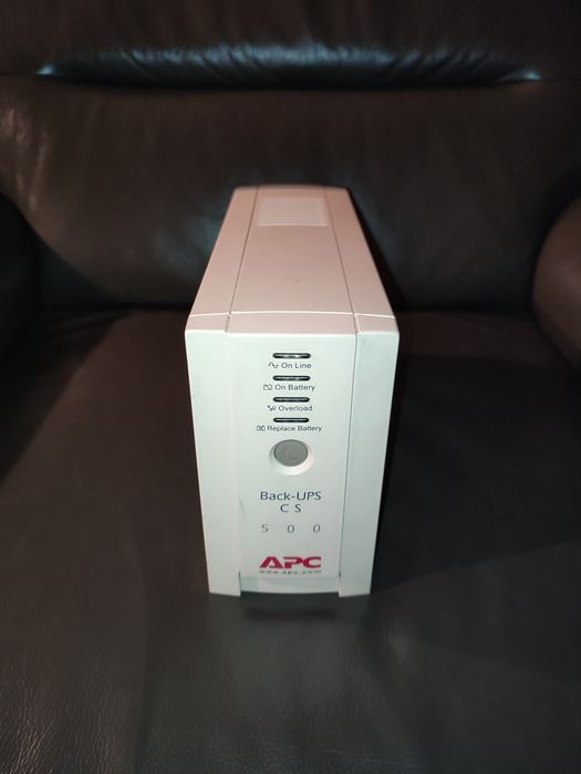 Безперебойник APC Back-UPS CS 500
