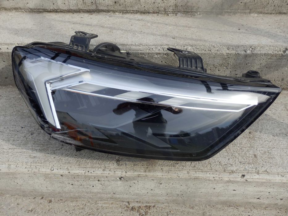 Audi A1 82A Lampa Prawa Przód Full Led