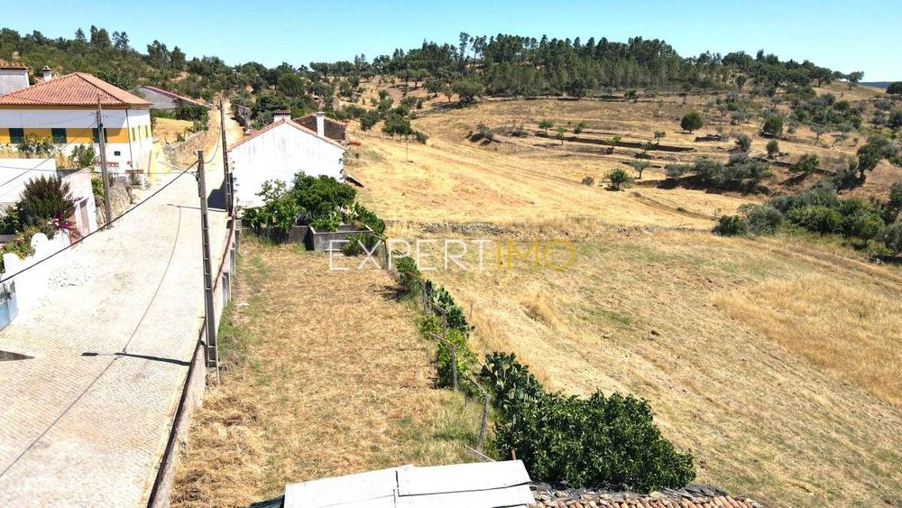 Plot of Land Measuring 344 m² - Pardo - Nisa