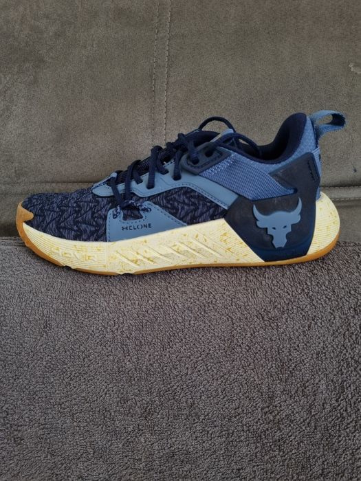 Buty Under Armour 38 24cm