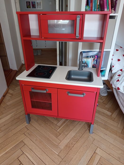 Kuchnia Duktig IKEA czerwona