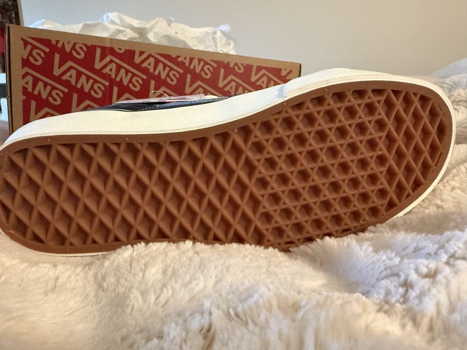 Vendo Vans novas