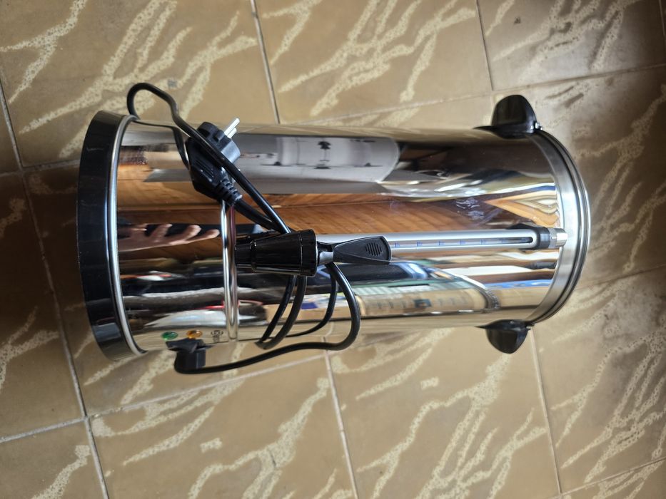 Nowy warnik do wody 8,5L